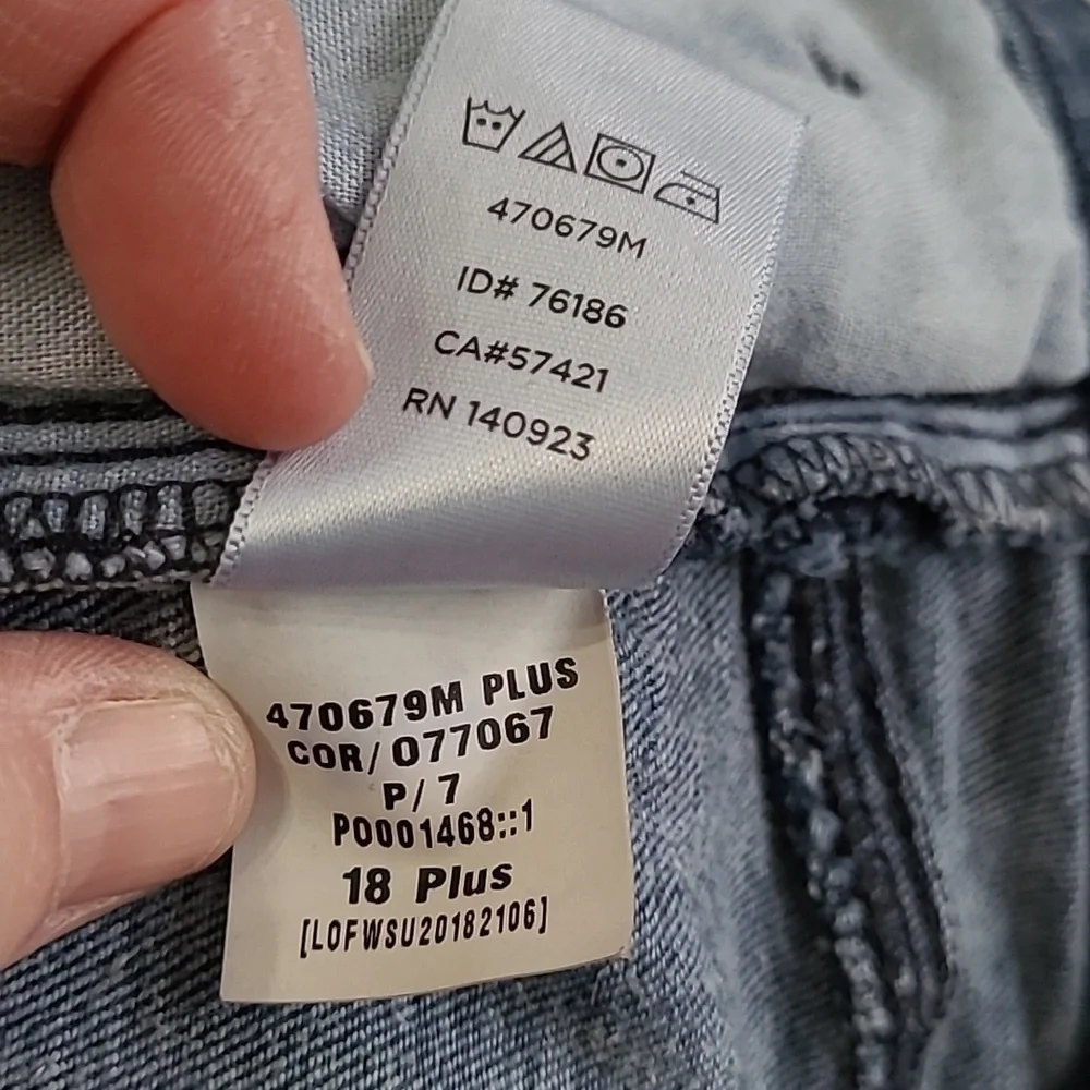 Loft Plus Jean Shorts with Bow-Ties on the sides size 18